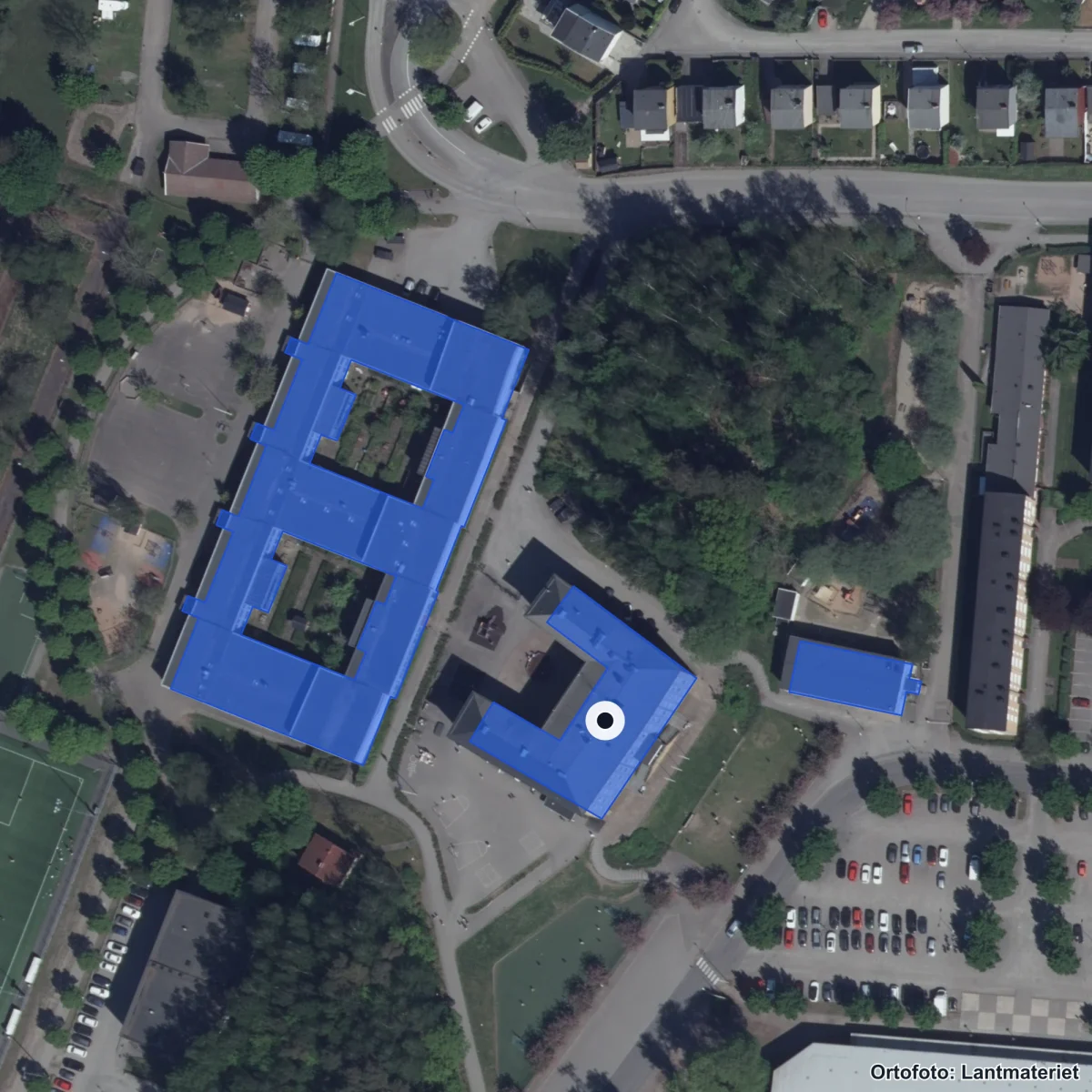 Flygbild över Internationella Engelska Skolan Borås, ortofoto från Lantmäteriet