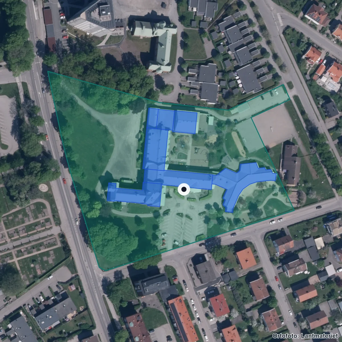 Flygbild över Vänerskolan, ortofoto från Lantmäteriet