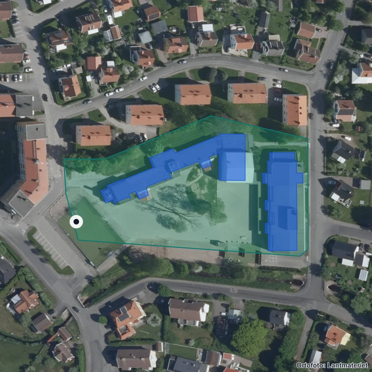 Flygbild över Gällkvistskolan, ortofoto från Lantmäteriet