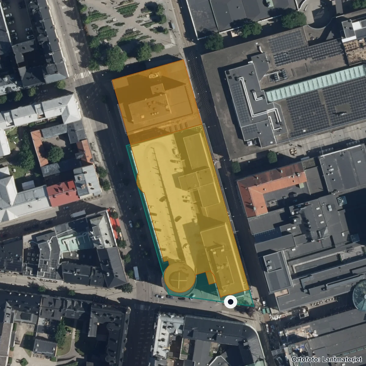 Flygbild över Centrum för flerspråkighet, ortofoto från Lantmäteriet