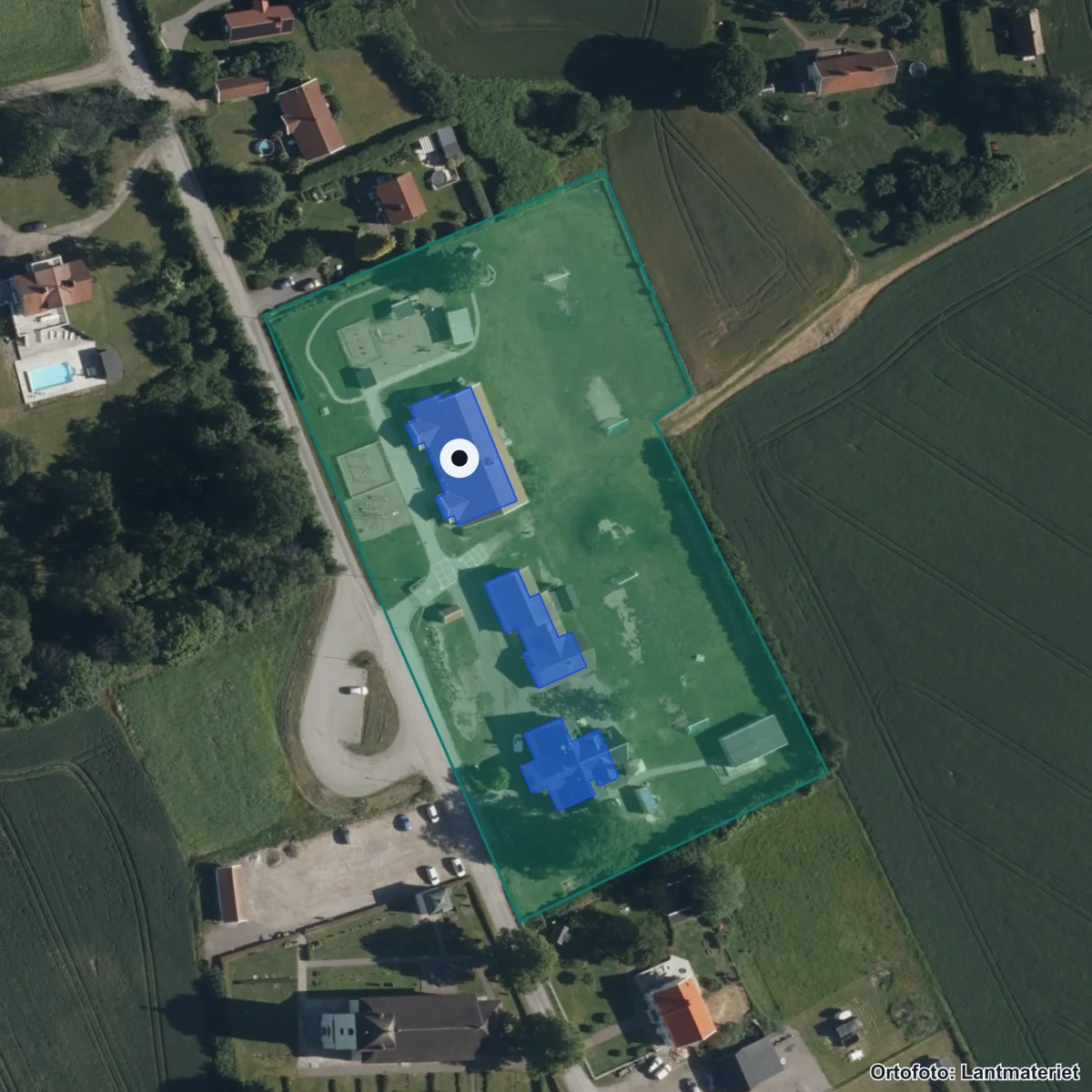 Flygbild över Tåby skola, ortofoto från Lantmäteriet