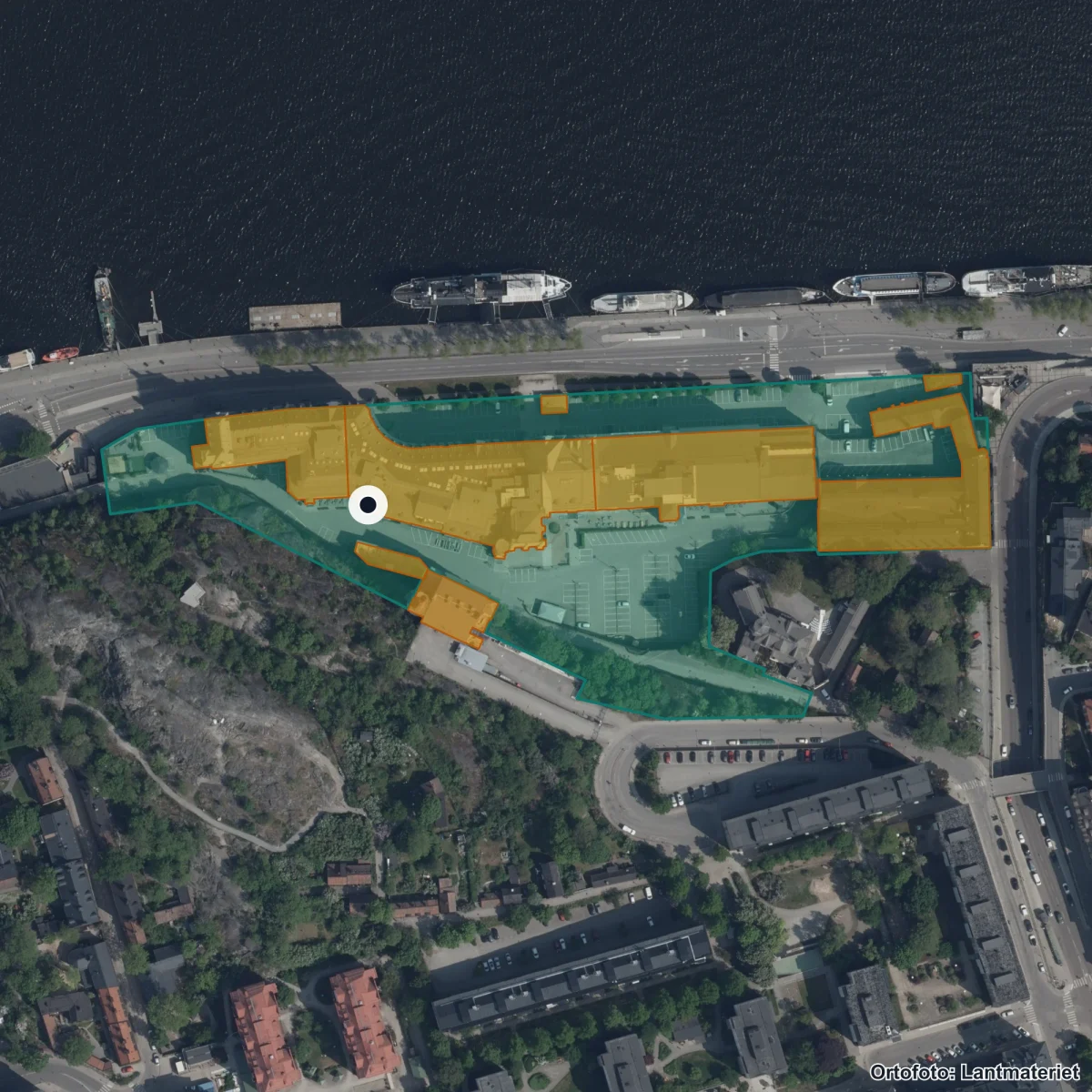 Flygbild över Kungliga Svenska Balettskolan, ortofoto från Lantmäteriet