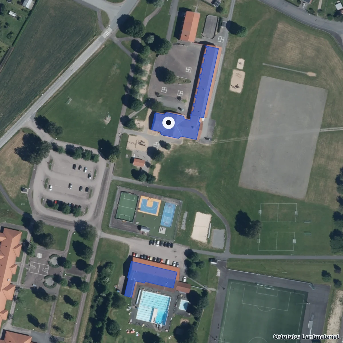 Flygbild över Hanahöjskolan, ortofoto från Lantmäteriet