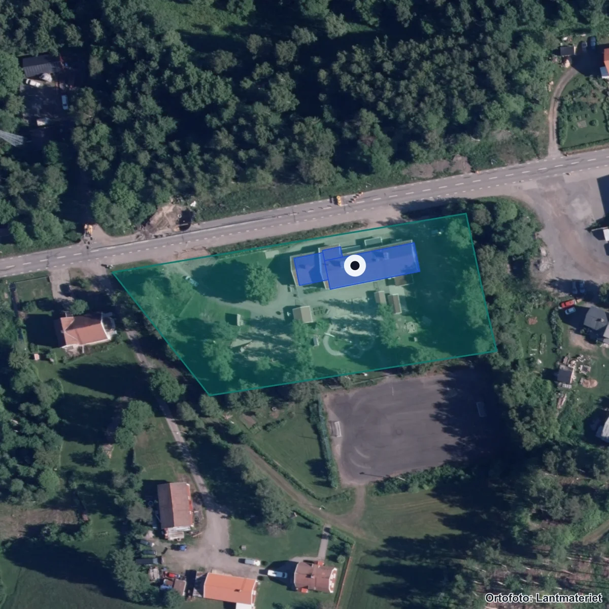 Flygbild över Överboda skola, ortofoto från Lantmäteriet