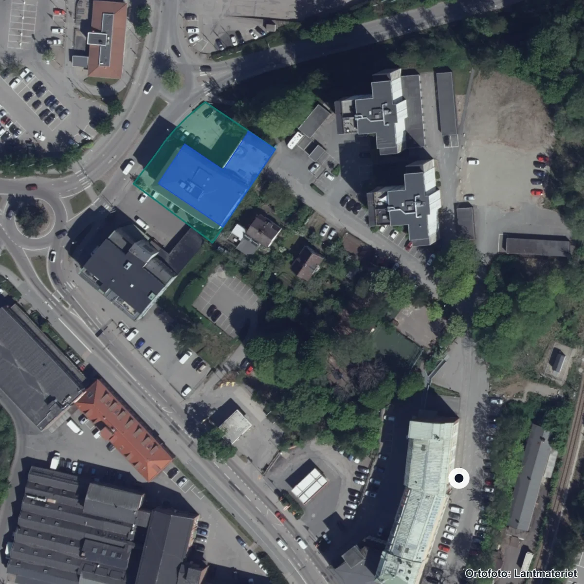Flygbild över Borås kristna skola, ortofoto från Lantmäteriet