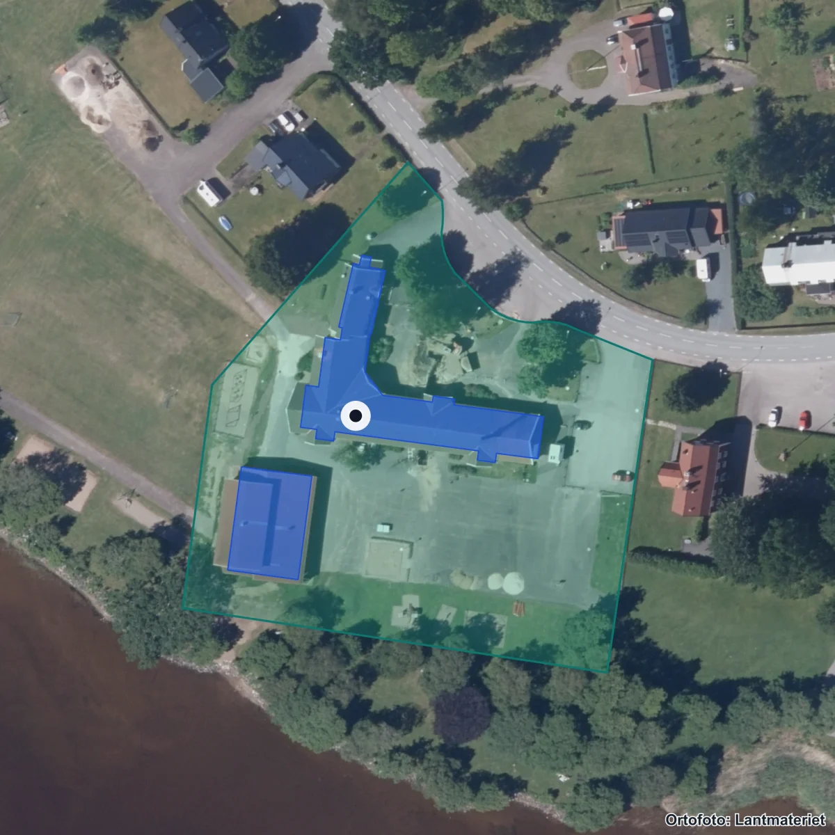 Flygbild över Ramkvilla skola, ortofoto från Lantmäteriet