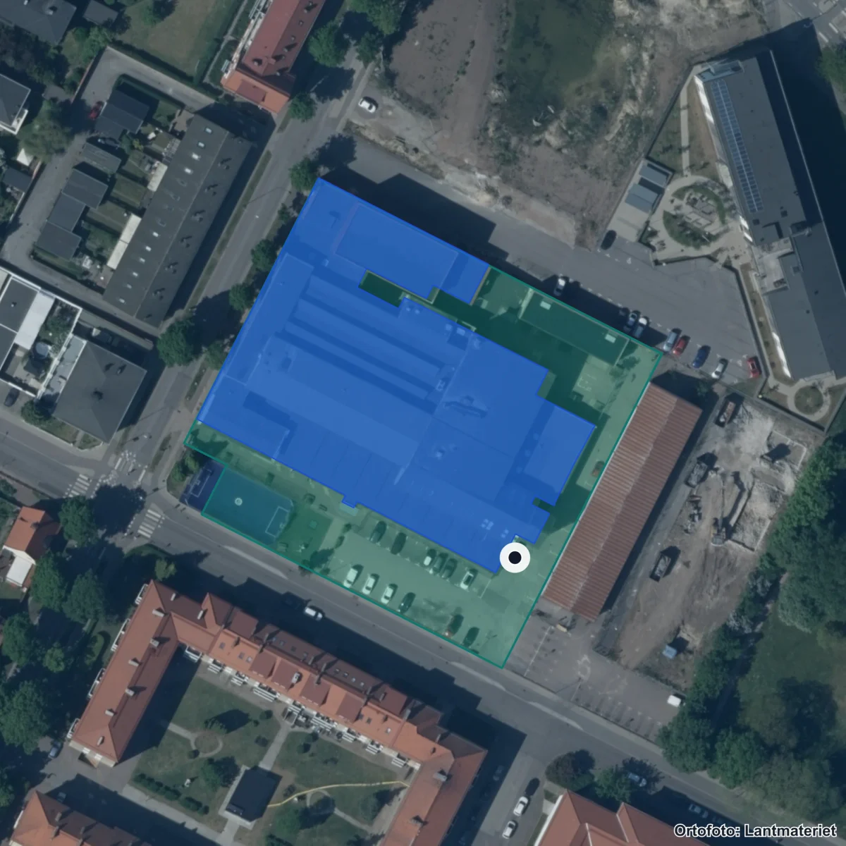 Flygbild över Kunskapsskolan Trelleborg, ortofoto från Lantmäteriet