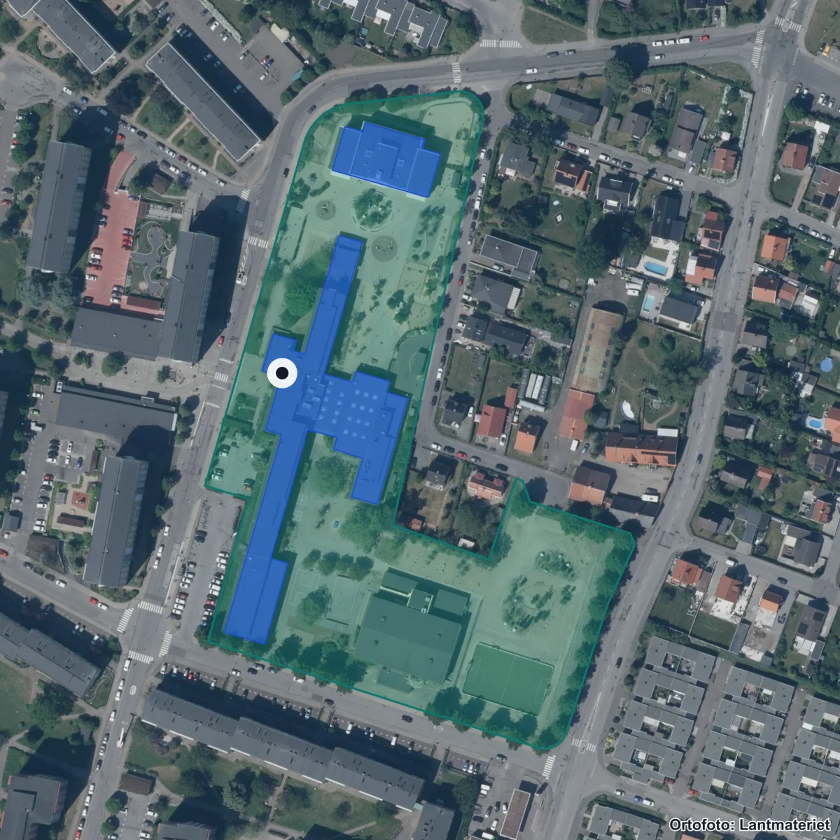 Flygbild över Söderkullaskolan, ortofoto från Lantmäteriet