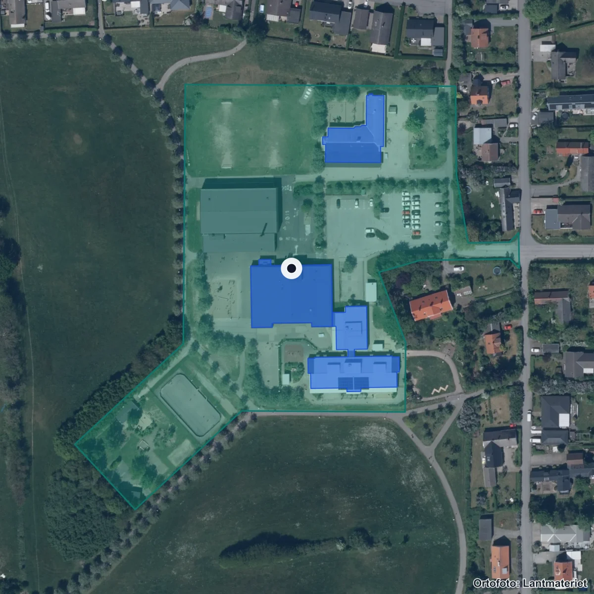 Flygbild över Svarteskolan, ortofoto från Lantmäteriet