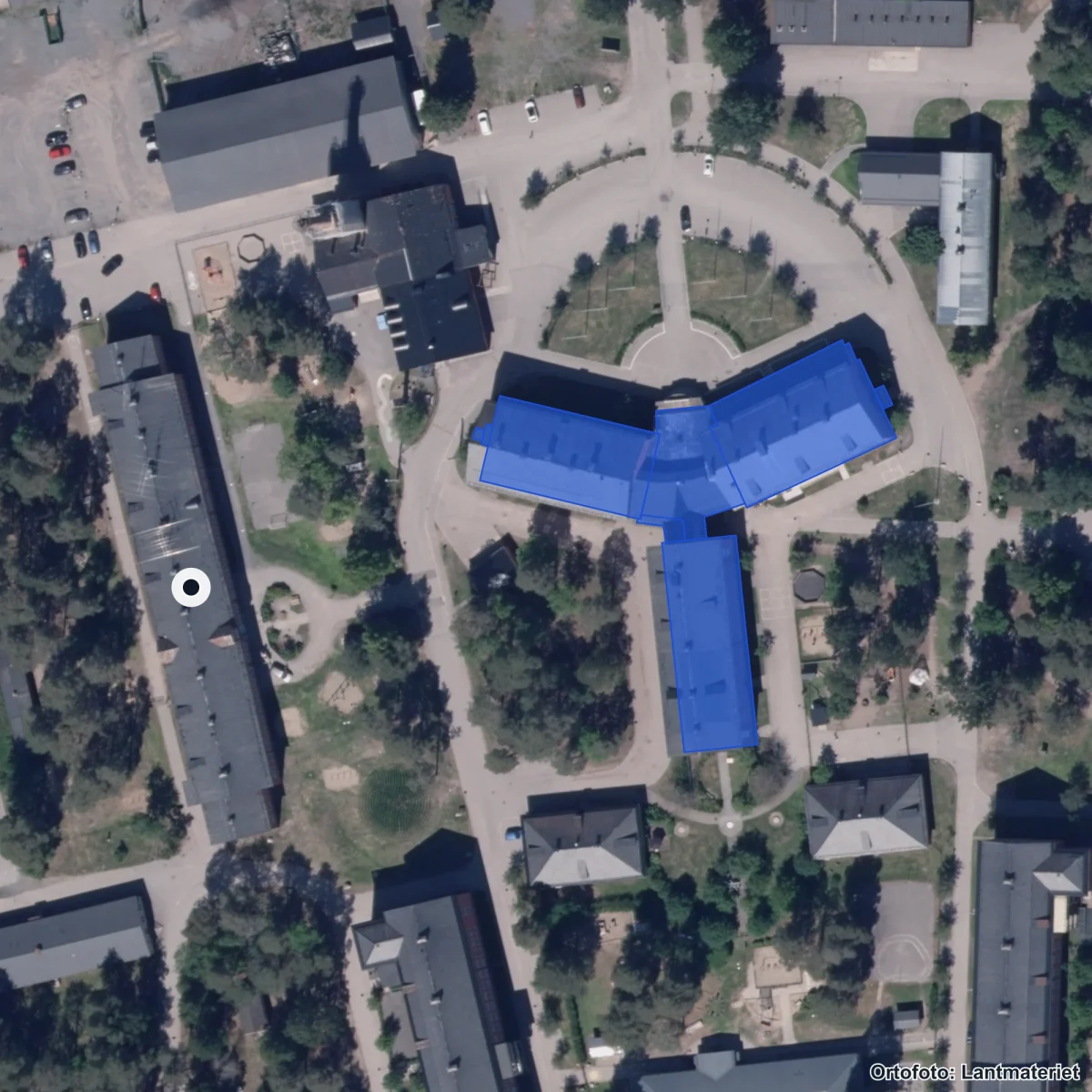 Flygbild över Hannaskolan, ortofoto från Lantmäteriet