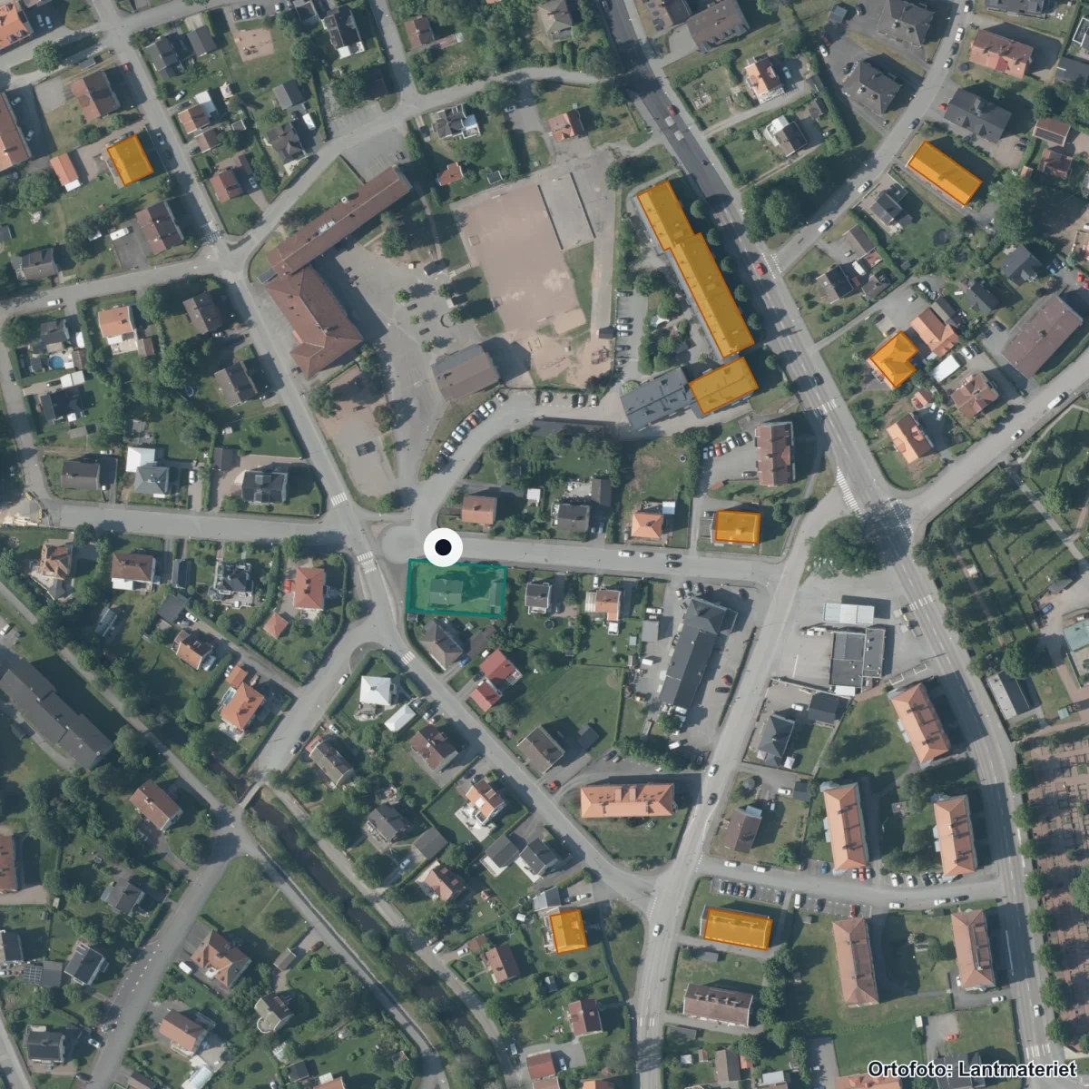 Flygbild över Norrtullskolan, ortofoto från Lantmäteriet