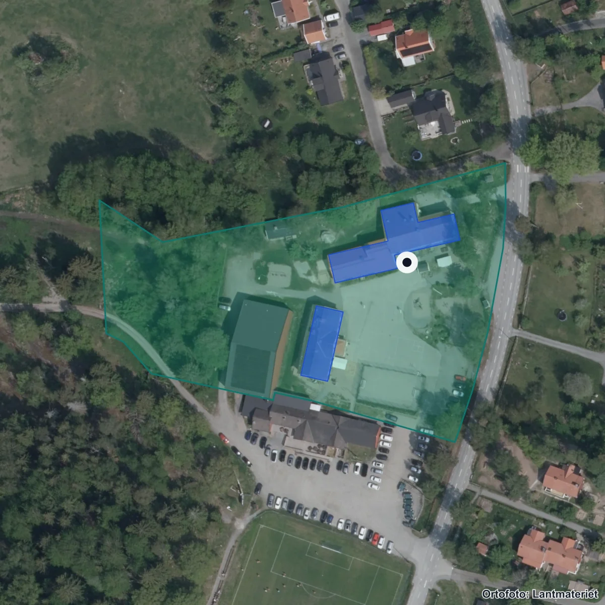 Flygbild över Drottningdals skola, ortofoto från Lantmäteriet