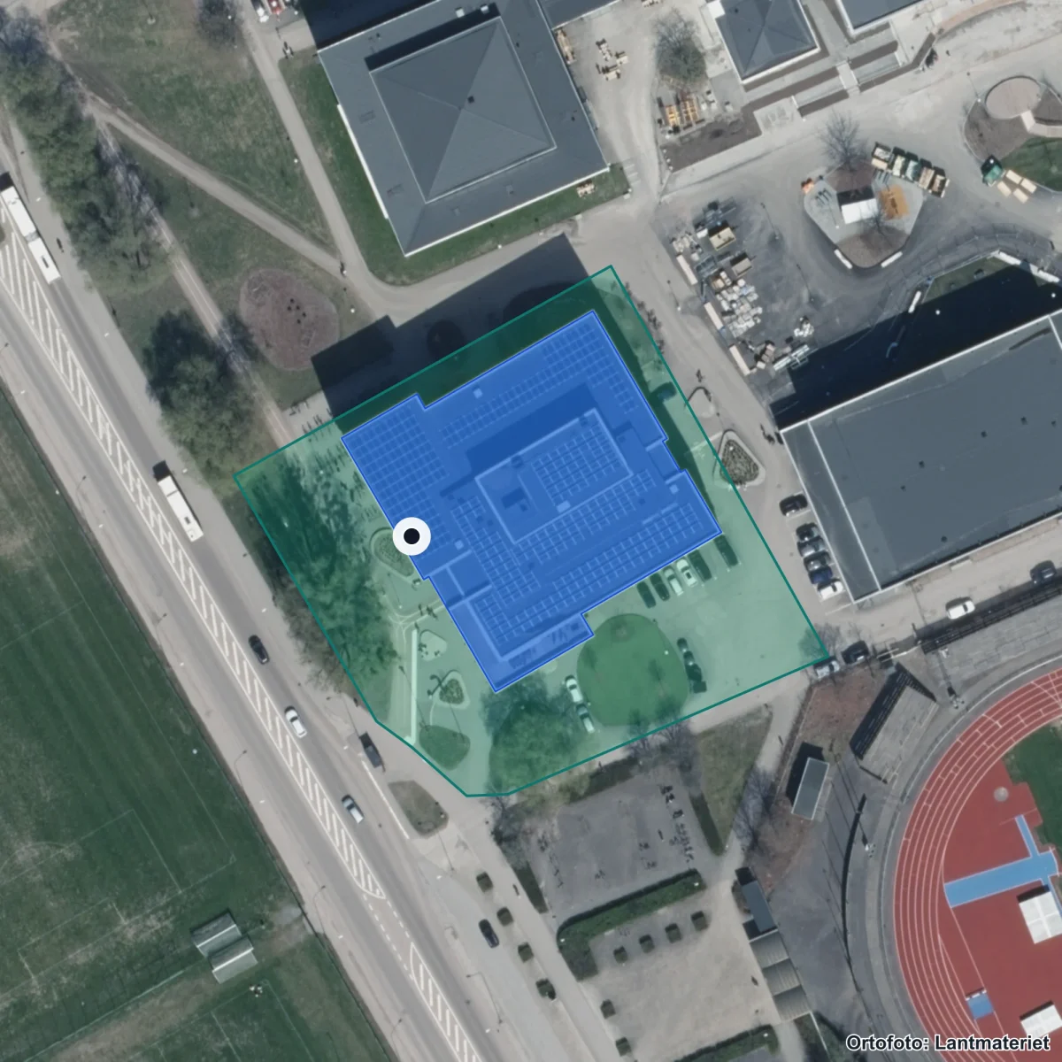 Flygbild över Widenska gymnasiet, ortofoto från Lantmäteriet