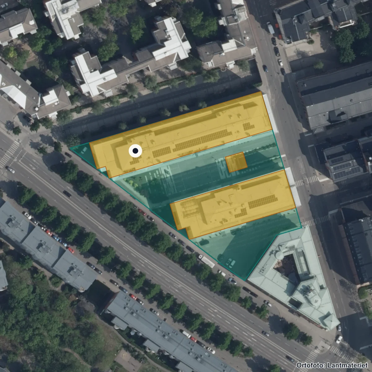 Flygbild över Vuxenutbildningscentrum Stockholm, ortofoto från Lantmäteriet