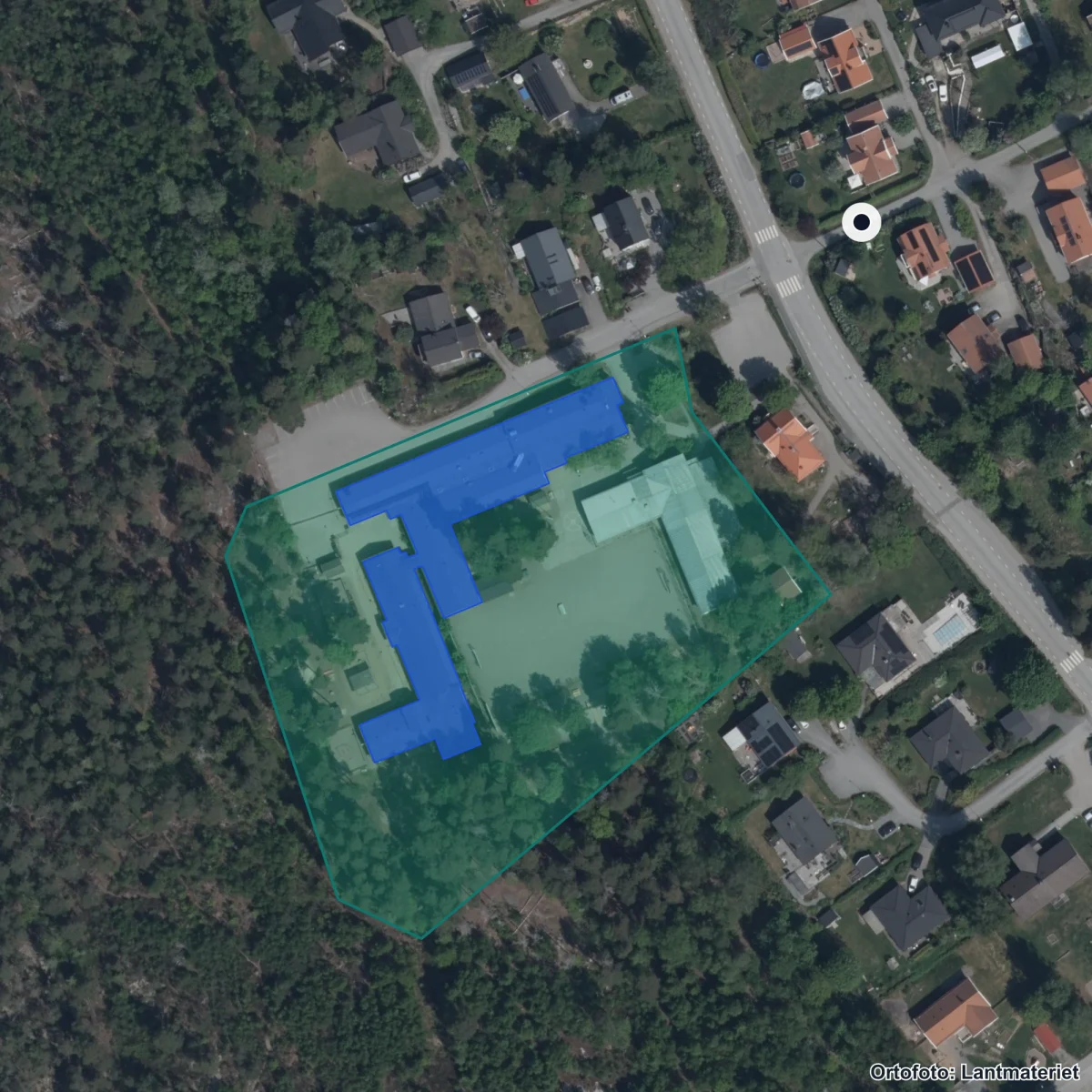 Flygbild över Rydbo skola, ortofoto från Lantmäteriet