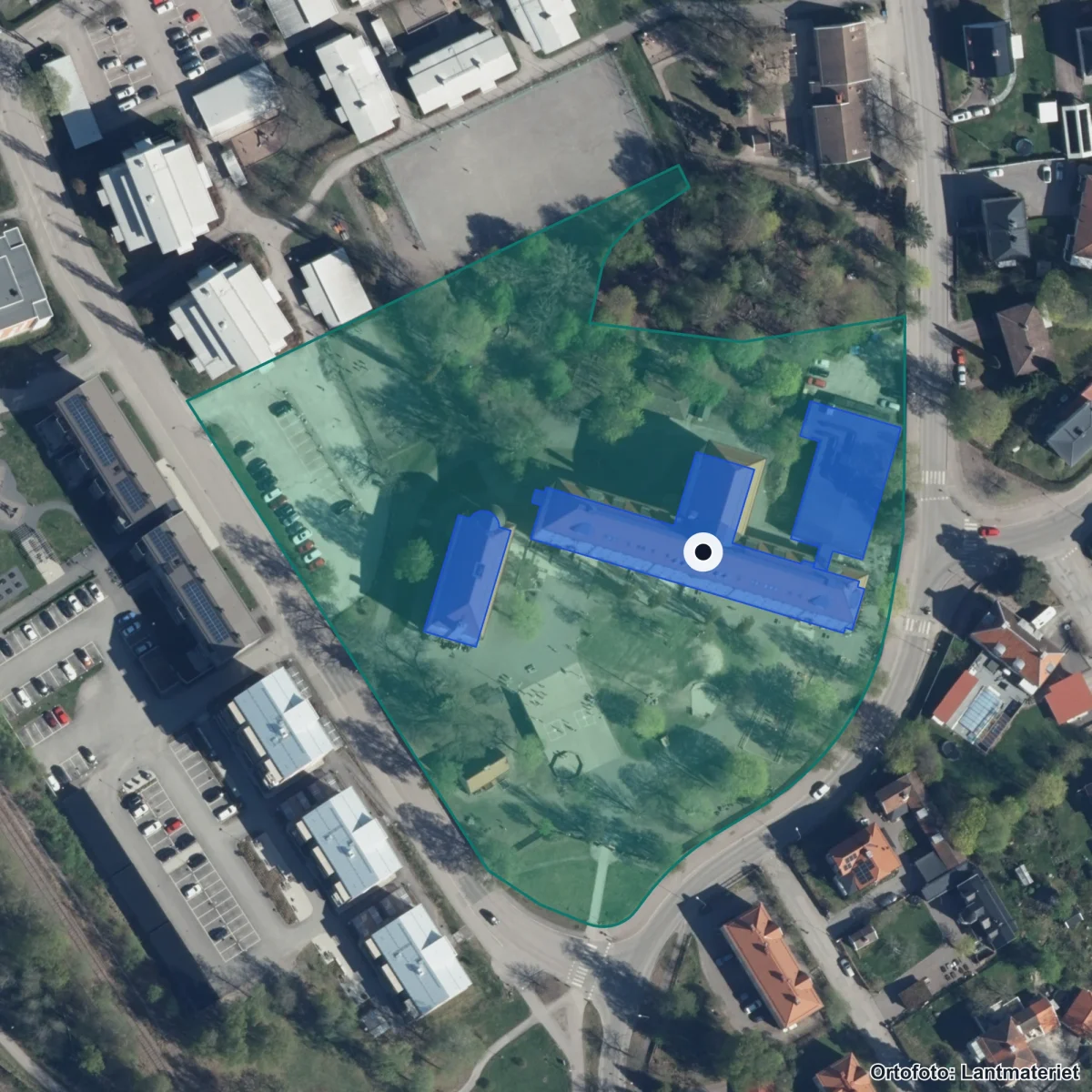 Flygbild över Innovitaskolan Falun, ortofoto från Lantmäteriet