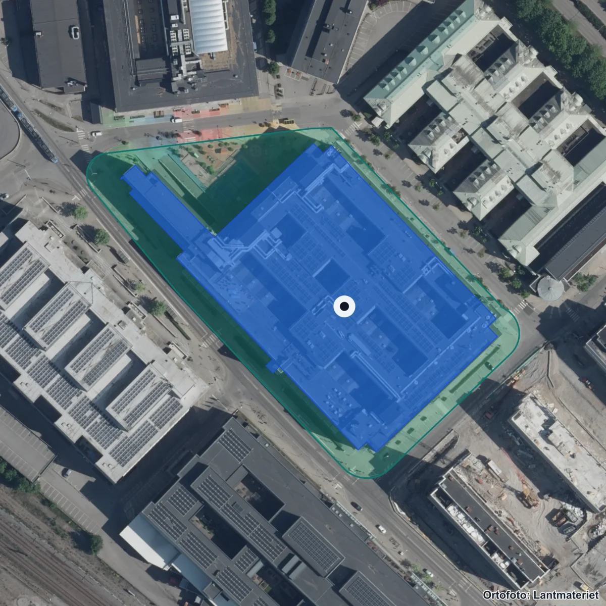 Flygbild över S:t Martins gymnasium, ortofoto från Lantmäteriet