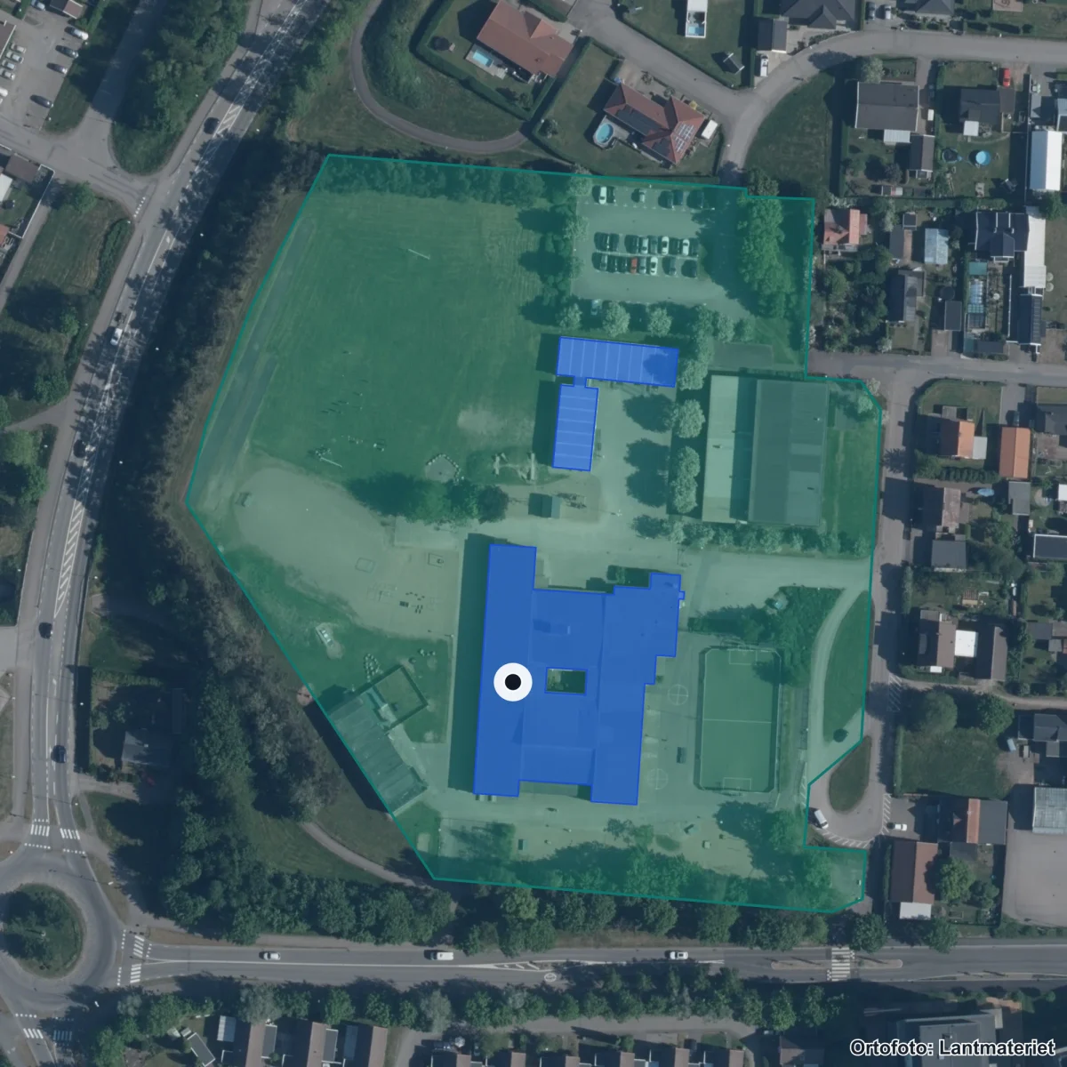 Flygbild över Rågenskolan, ortofoto från Lantmäteriet