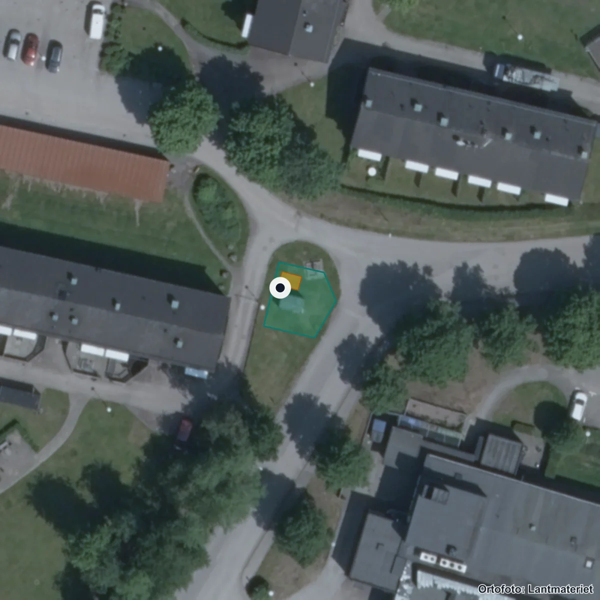 Flygbild över Kråkbergsskolan, ortofoto från Lantmäteriet