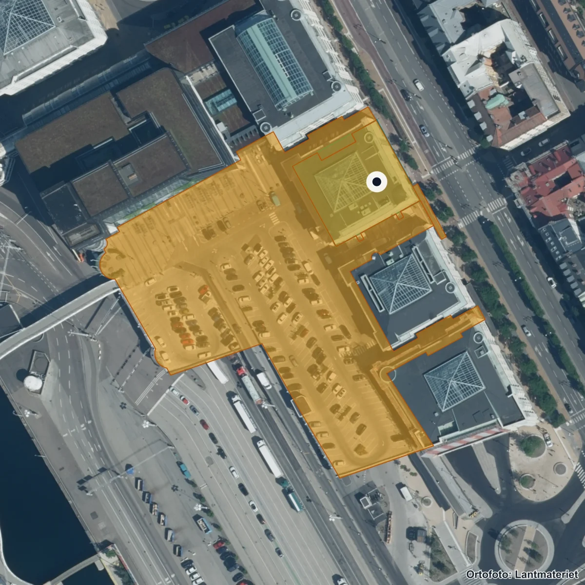 Flygbild över Helsingborgs Lärlingsgymnasium, ortofoto från Lantmäteriet