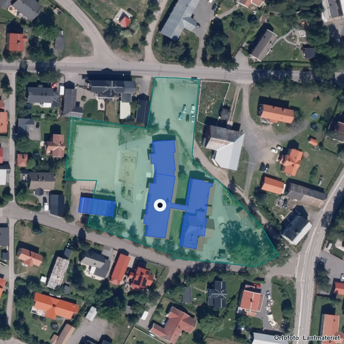 Flygbild över Röbäcks skola, ortofoto från Lantmäteriet