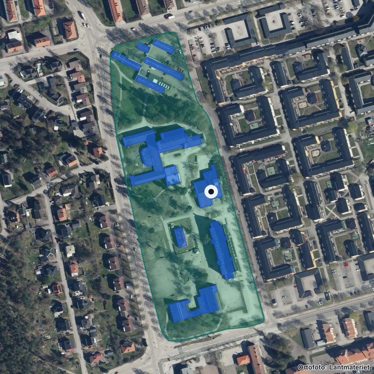 Flygbild över Murgårdsskolan, ortofoto från Lantmäteriet
