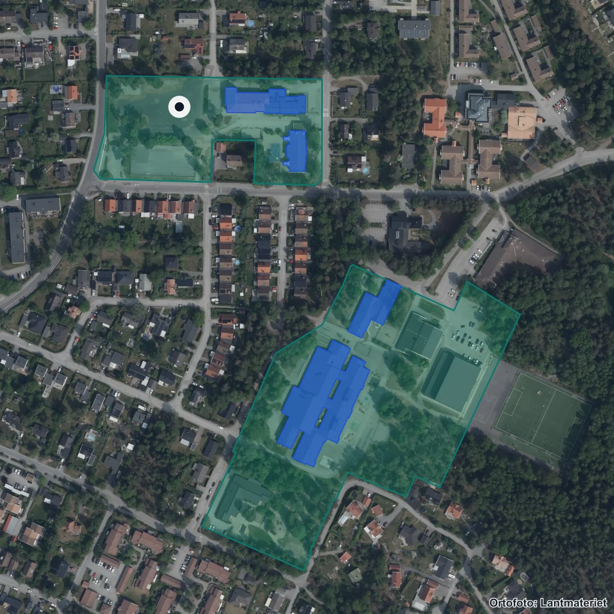 Flygbild över HagaLyckebyskolan, ortofoto från Lantmäteriet