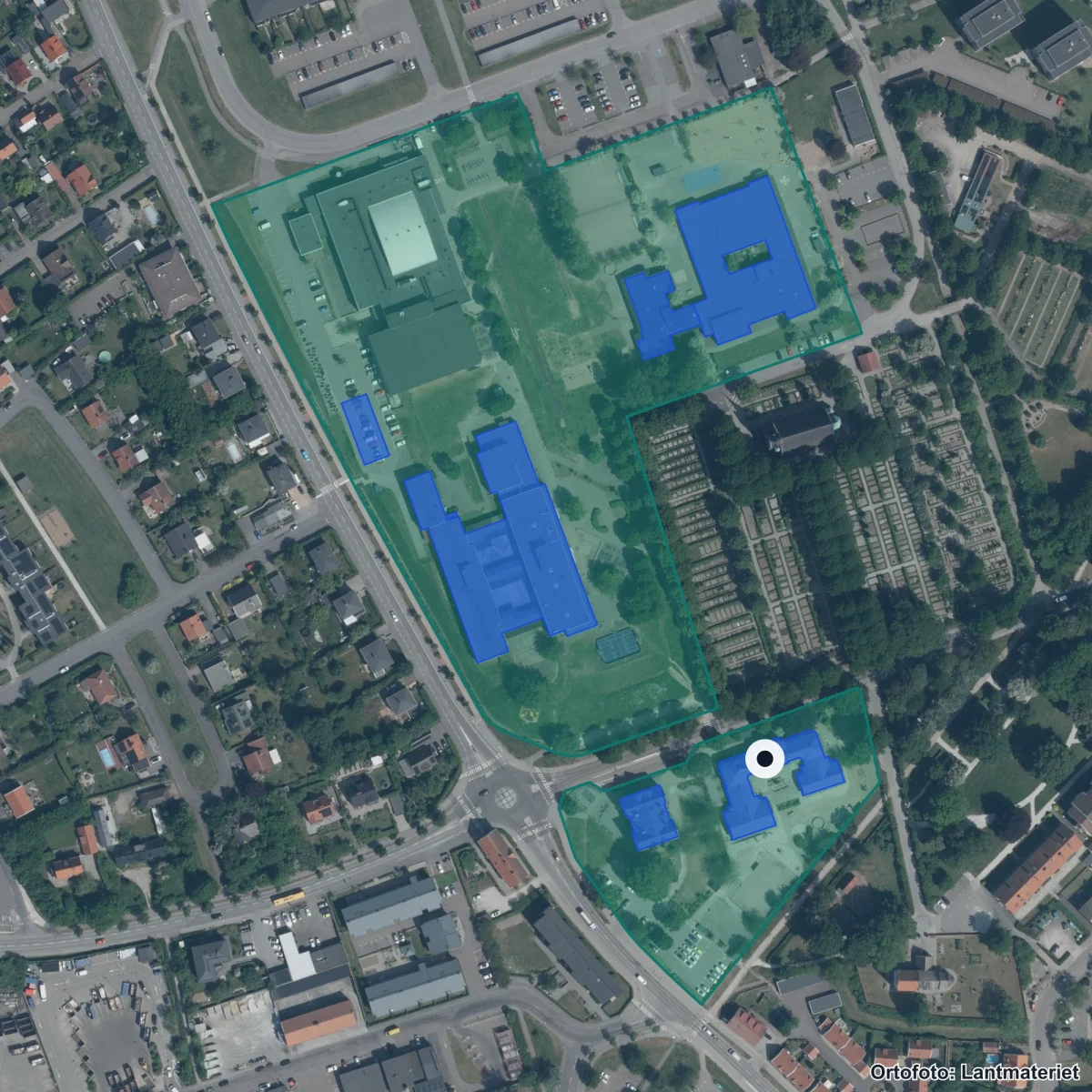 Flygbild över Annelundsskolan, ortofoto från Lantmäteriet