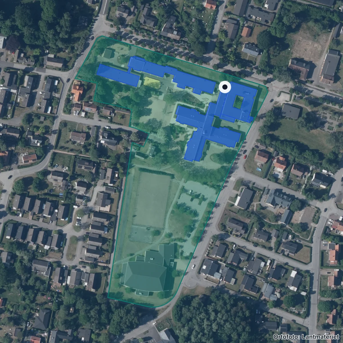 Flygbild över Genarps skola, ortofoto från Lantmäteriet