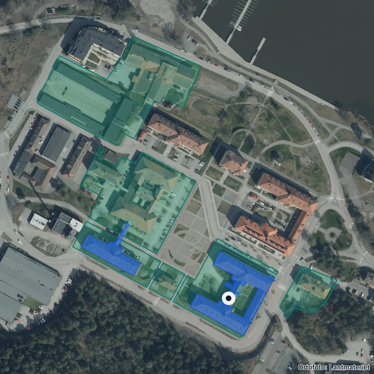 Flygbild över Språkcentrum, ortofoto från Lantmäteriet