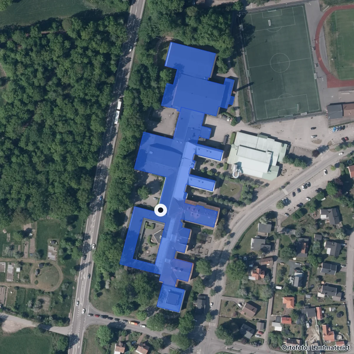 Flygbild över Parkskolan, ortofoto från Lantmäteriet