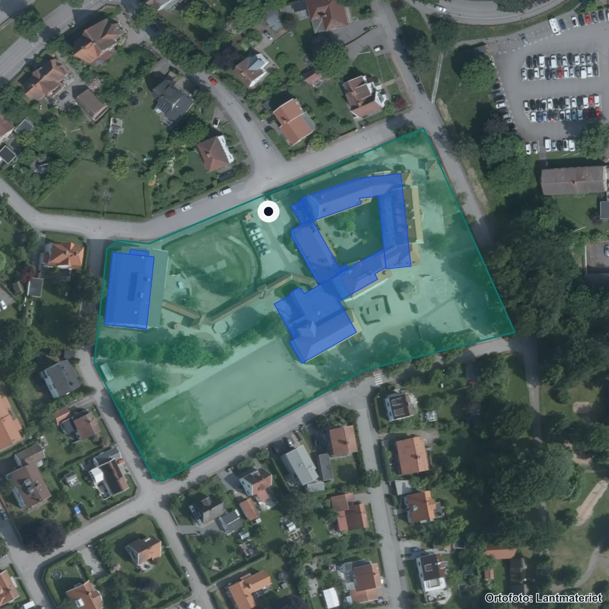 Flygbild över Parkskolan, ortofoto från Lantmäteriet