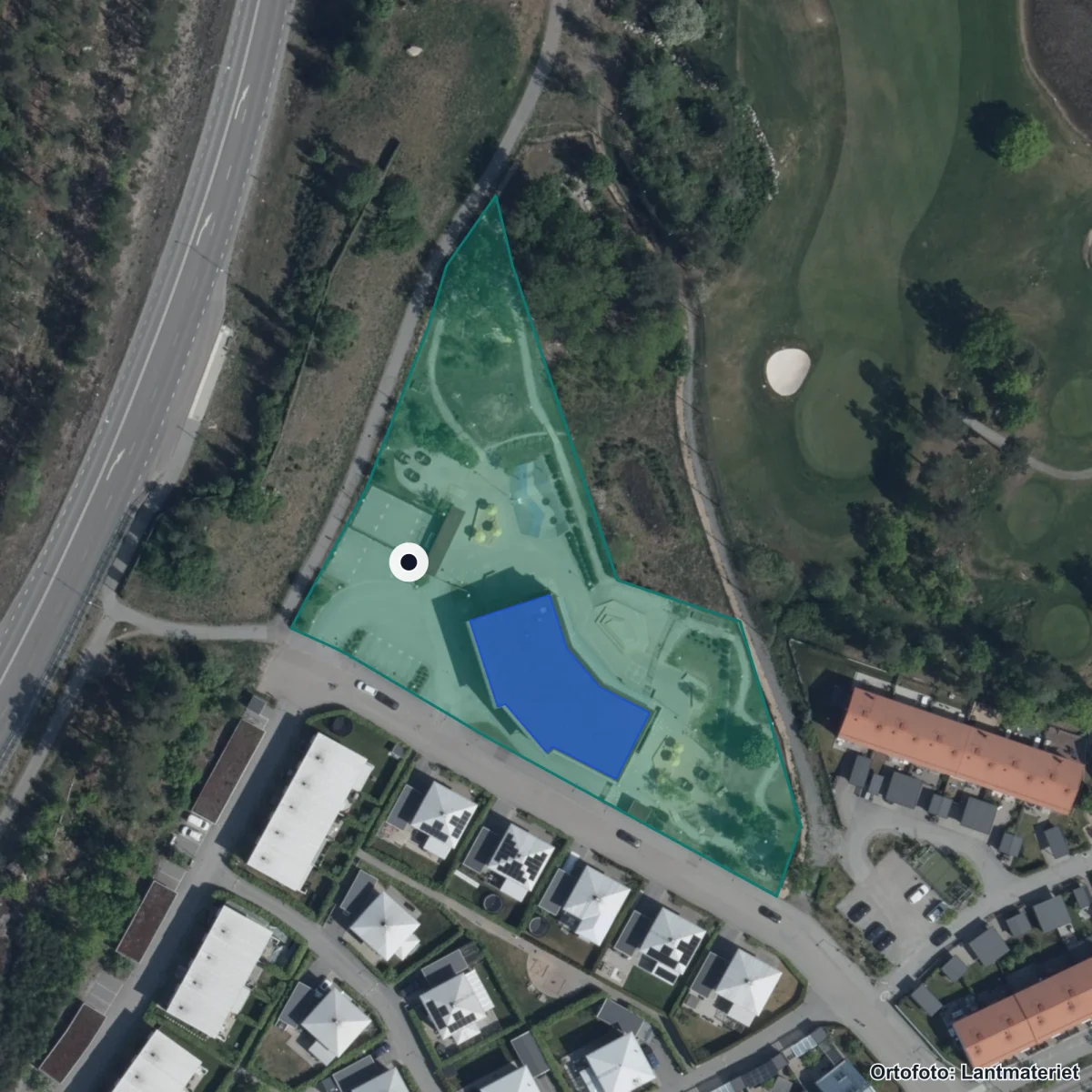 Aerial view of Täby Friskola-Ullna Strand, orthophoto from Lantmäteriet
