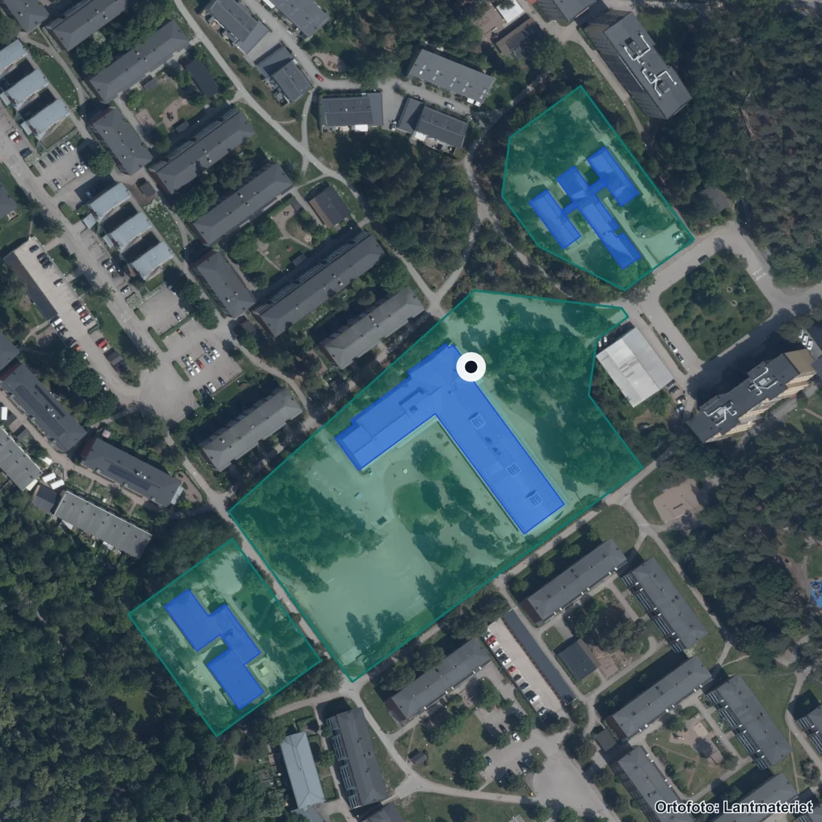 Flygbild över Växthusets skola, ortofoto från Lantmäteriet