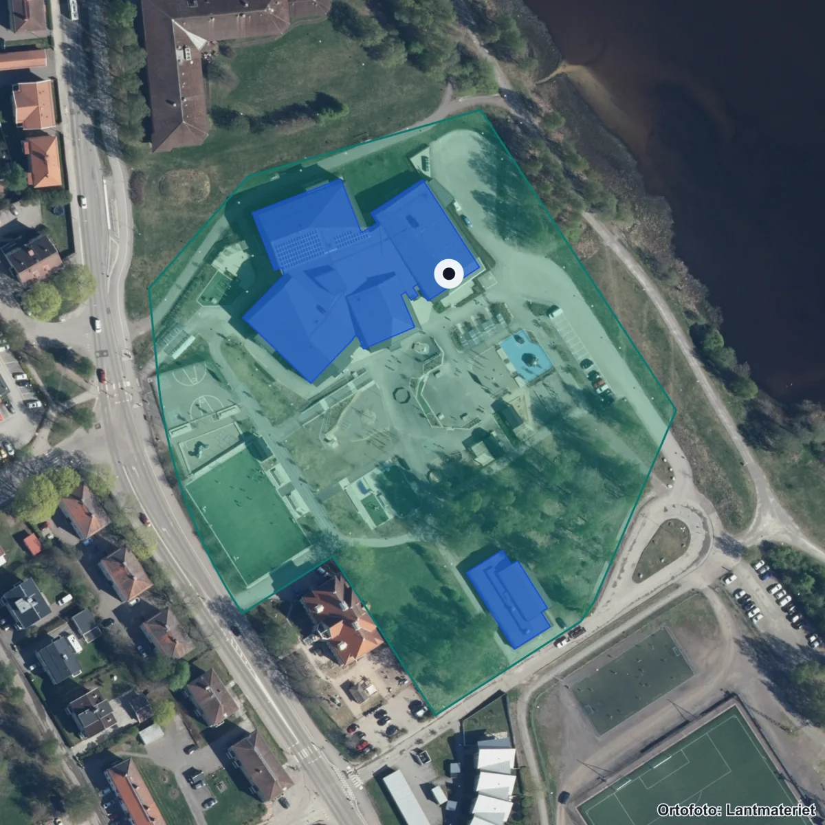 Flygbild över Södra skolan, ortofoto från Lantmäteriet
