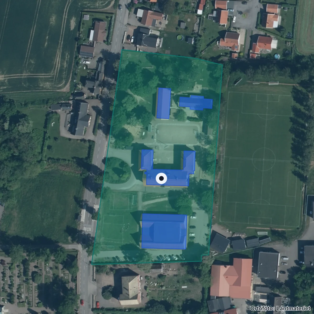 Flygbild över Allerums skola, ortofoto från Lantmäteriet
