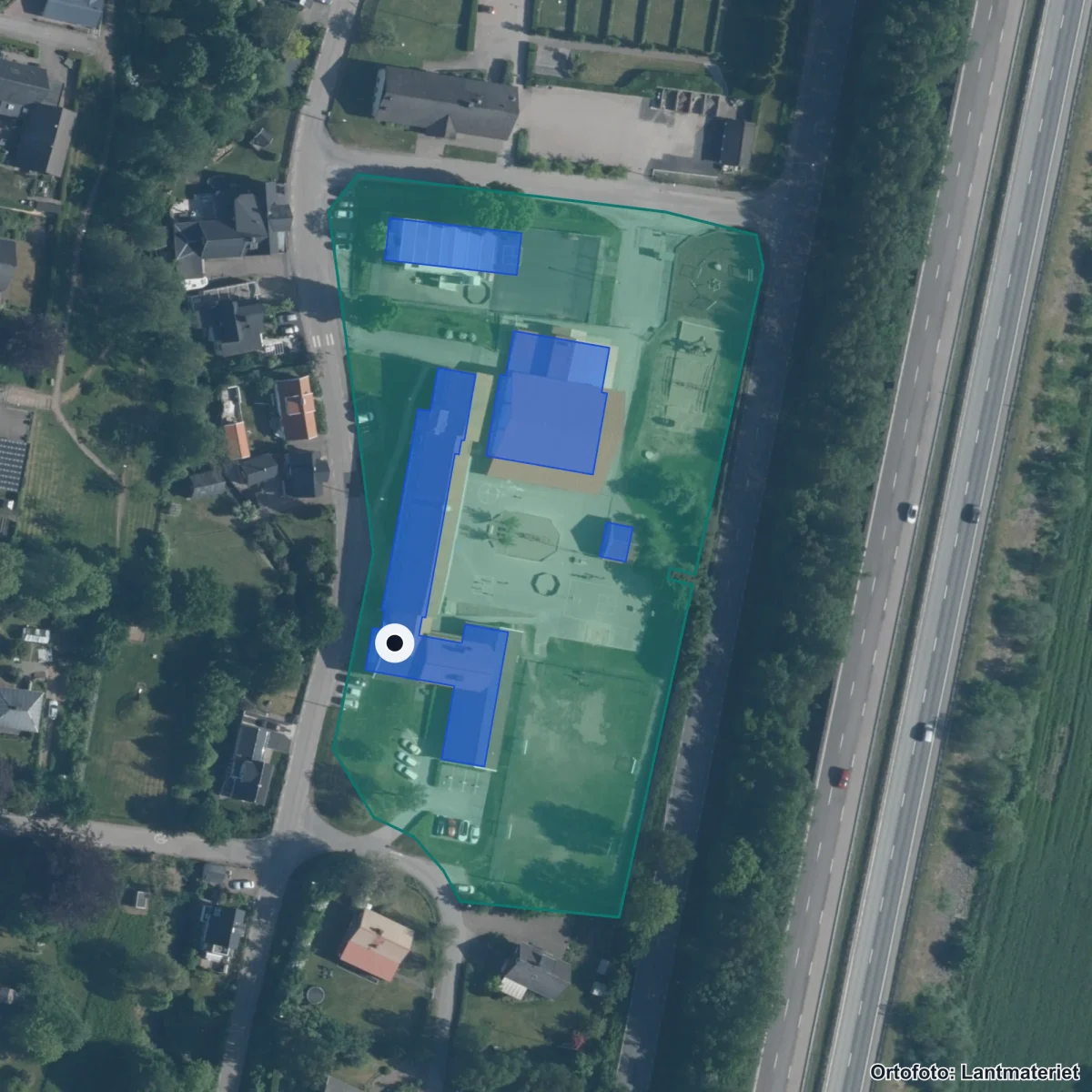 Flygbild över Östra Karups skola, ortofoto från Lantmäteriet