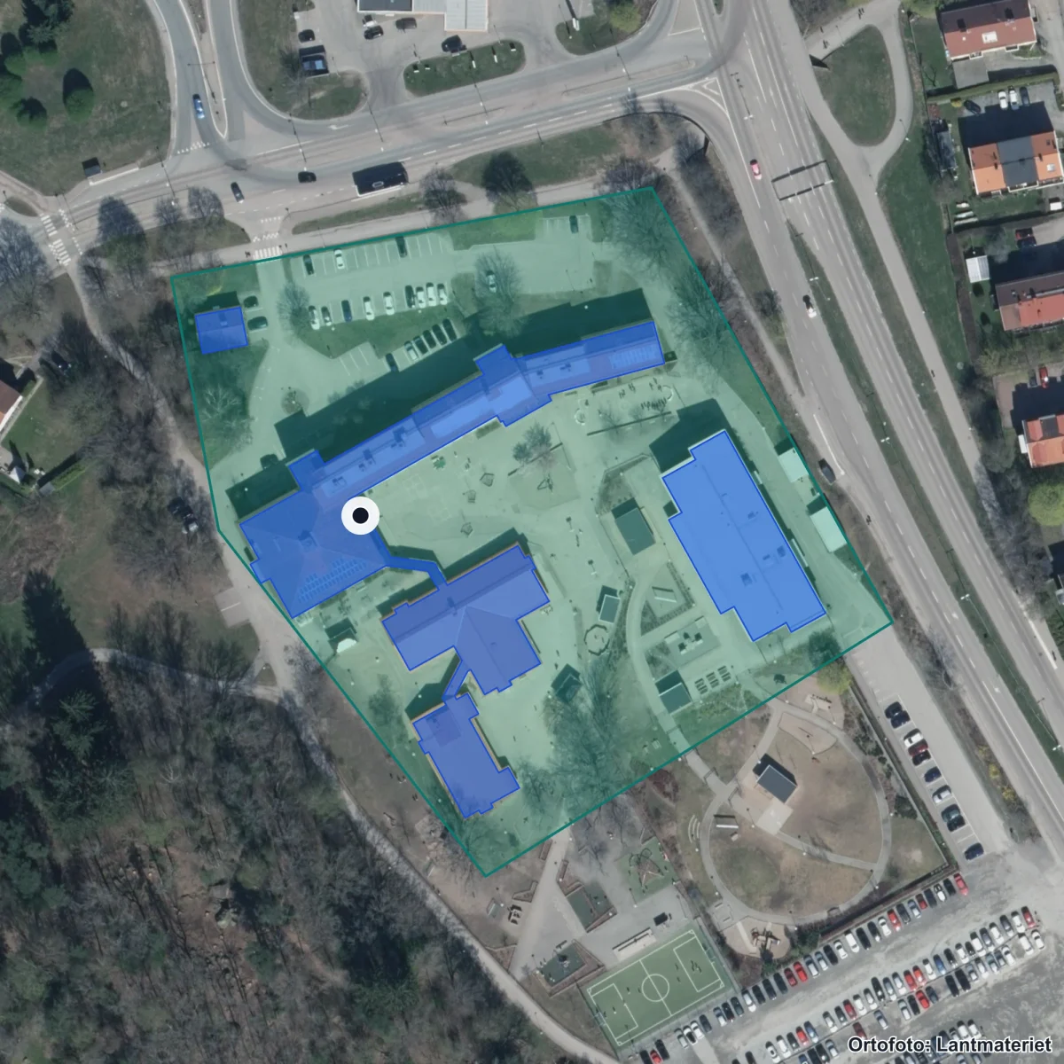 Flygbild över Blåsboskolan, ortofoto från Lantmäteriet