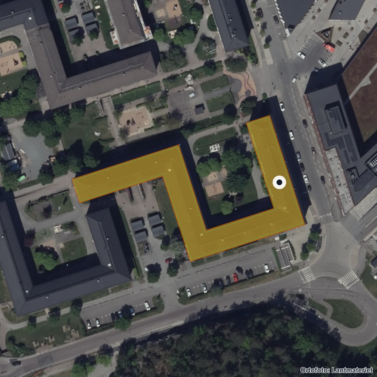 Flygbild över Communityskolan Tynnered, ortofoto från Lantmäteriet