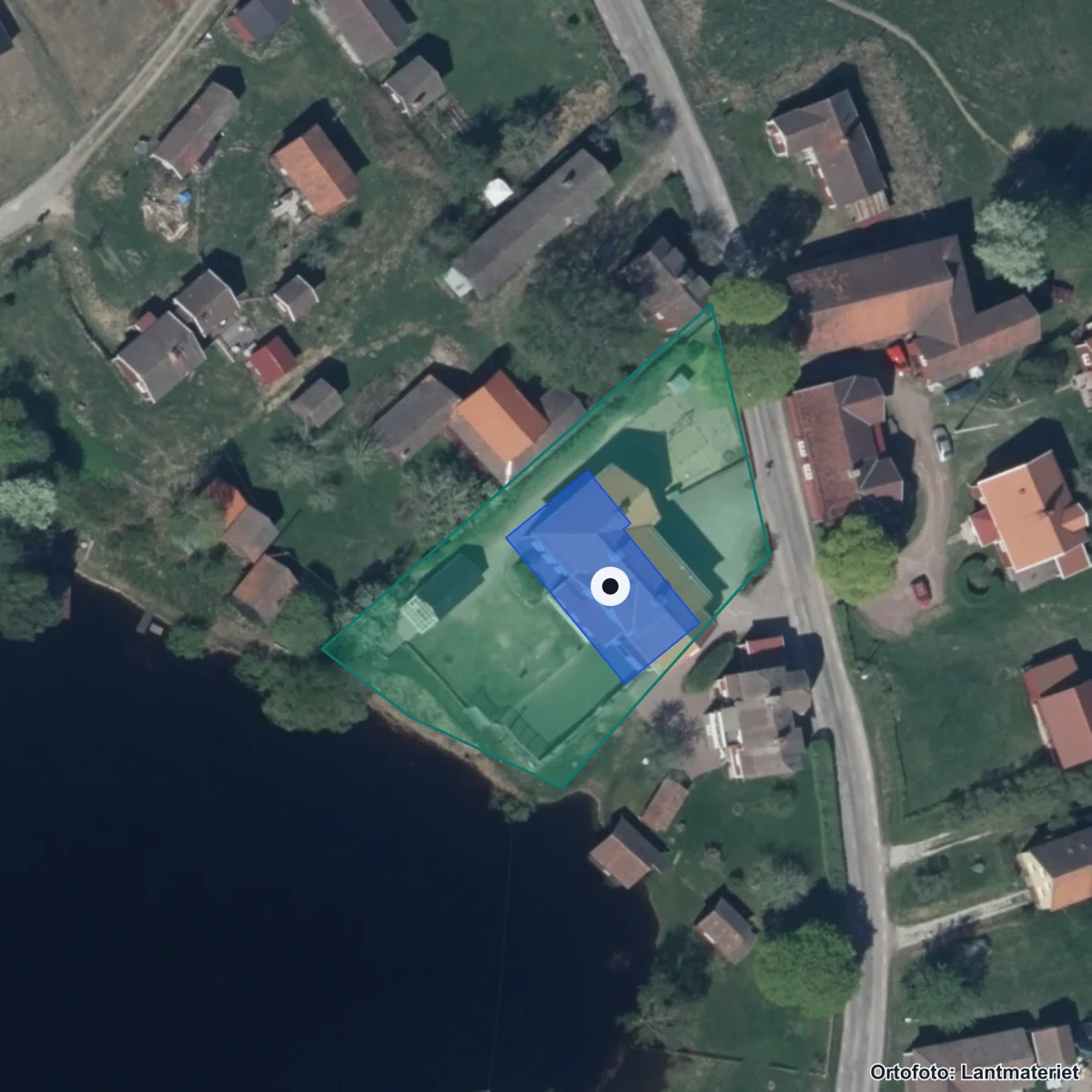 Flygbild över Banérskolan, ortofoto från Lantmäteriet