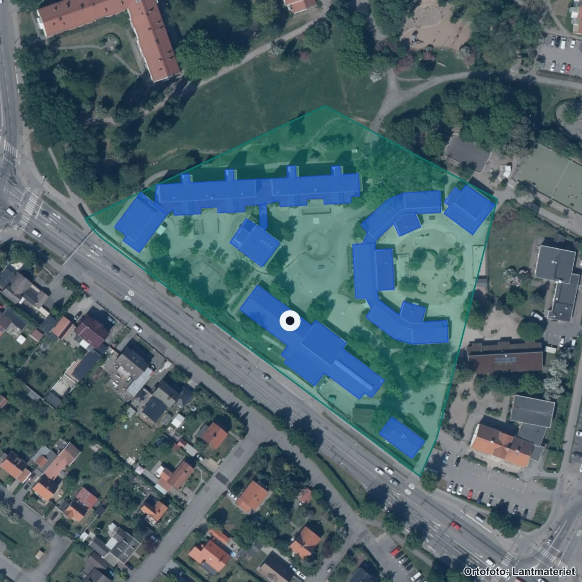 Flygbild över Augustenborgsskolan, ortofoto från Lantmäteriet
