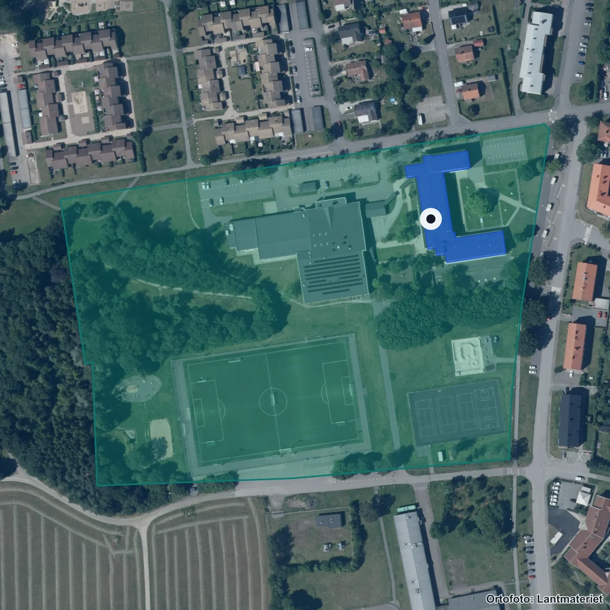 Flygbild över Kastanjeskolan, ortofoto från Lantmäteriet