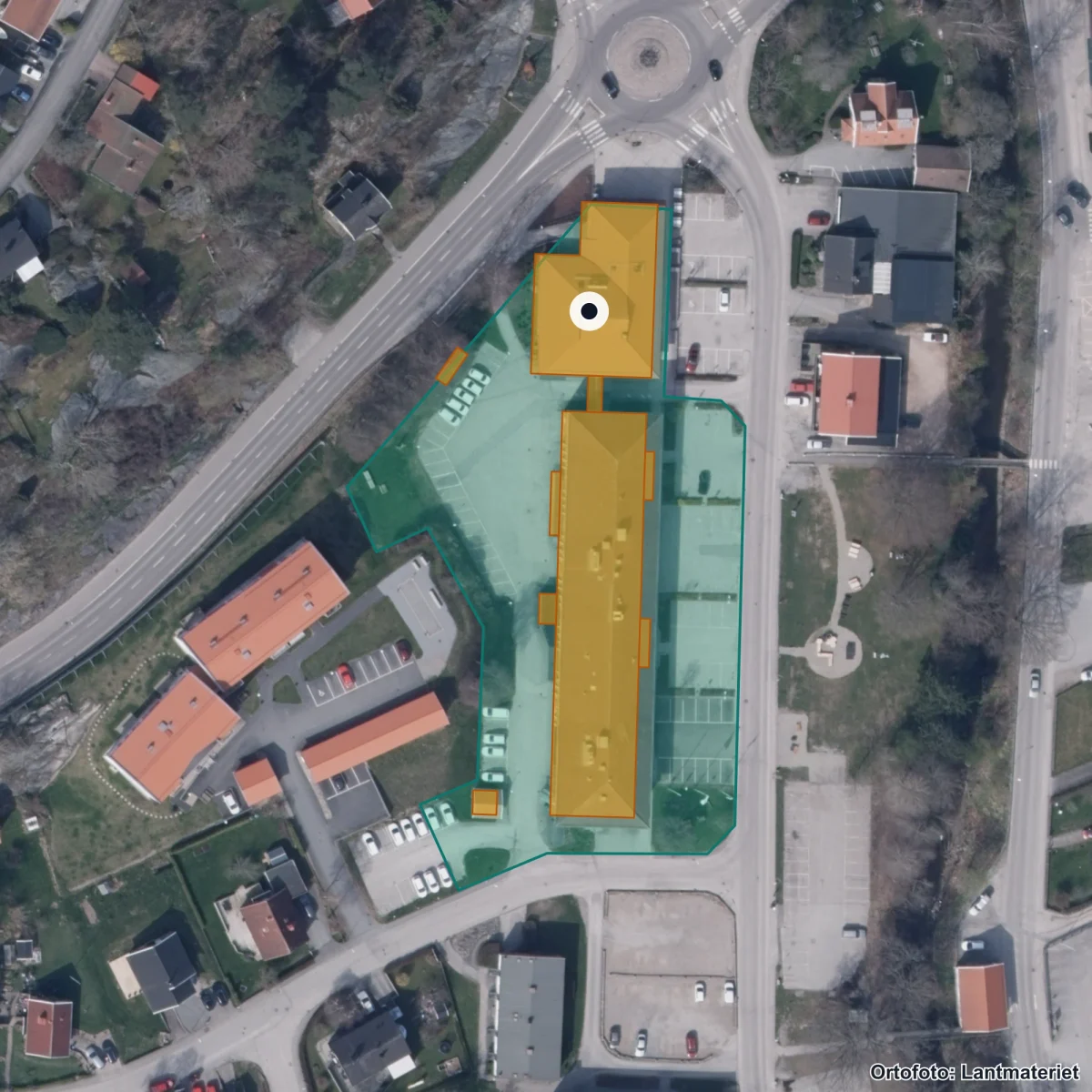 Flygbild över Central enhet modersmål, ortofoto från Lantmäteriet