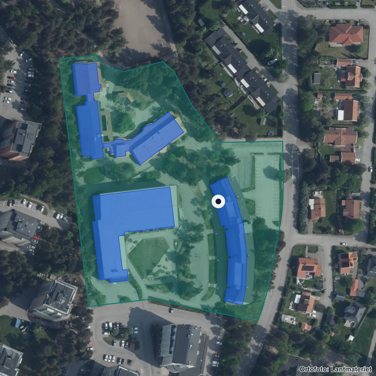 Flygbild över Stigslunds skola, ortofoto från Lantmäteriet