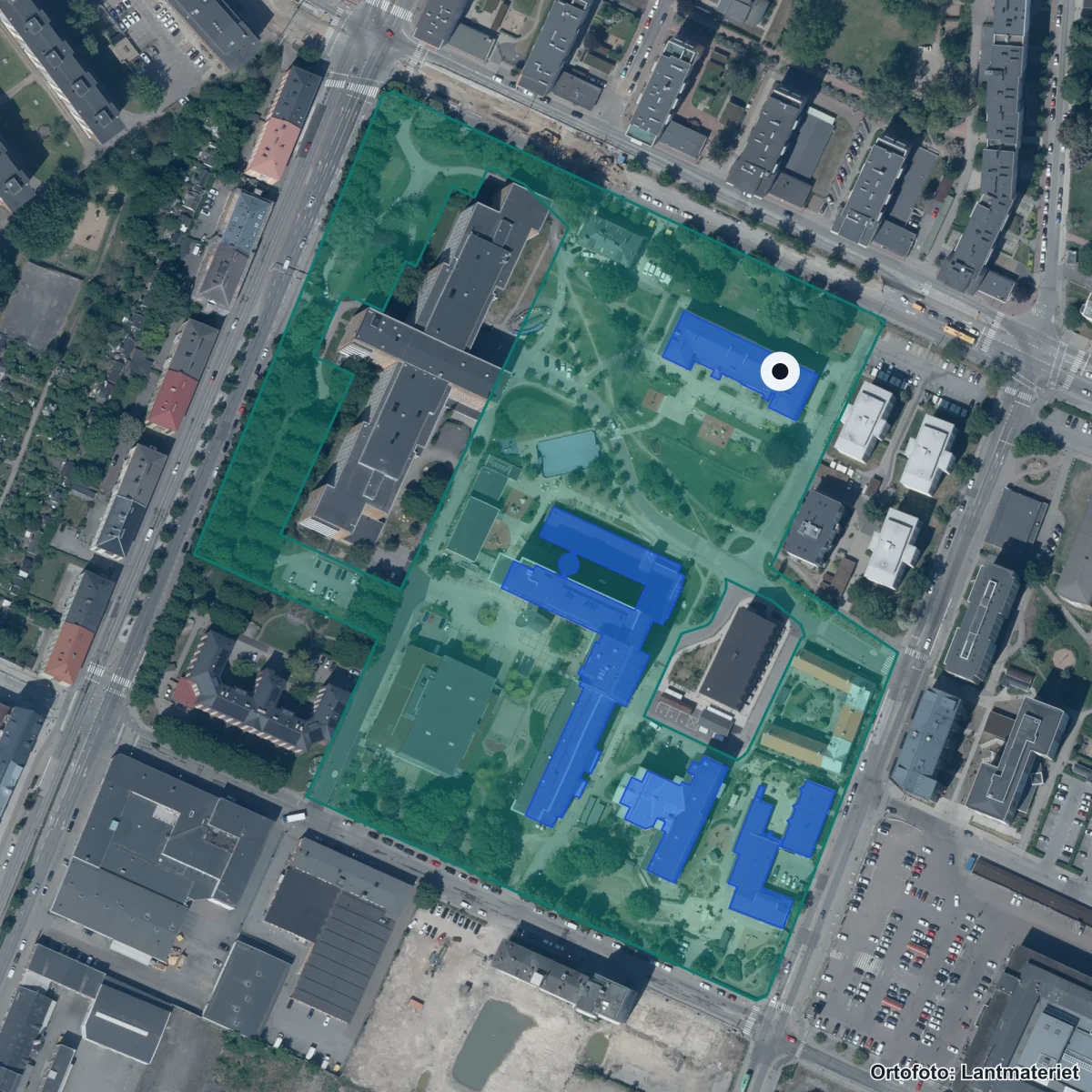 Flygbild över Rönnenskolan, ortofoto från Lantmäteriet