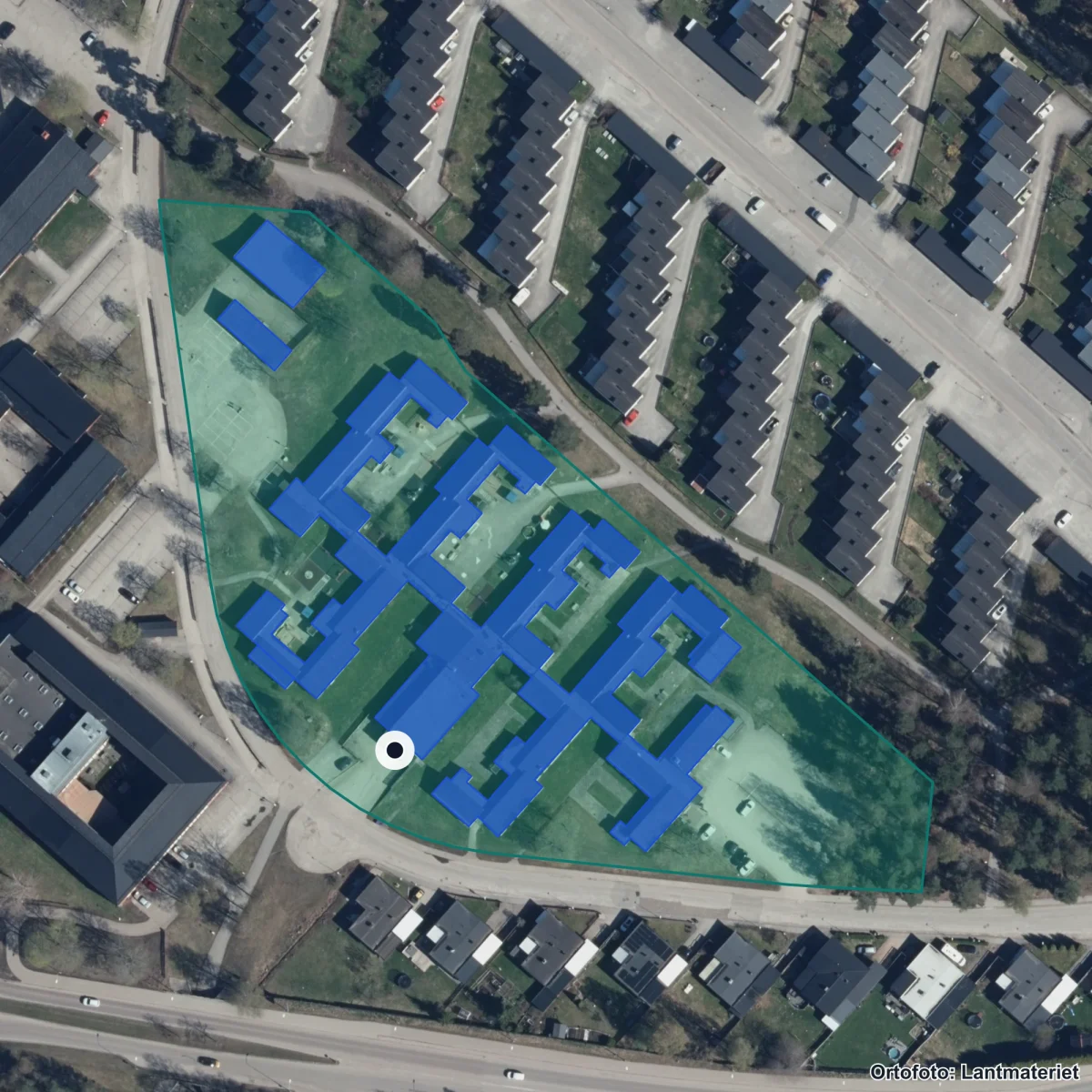 Aerial view of Träningsskola, orthophoto from Lantmäteriet