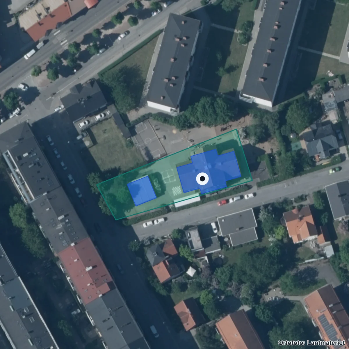 Flygbild över Apelskolan, ortofoto från Lantmäteriet