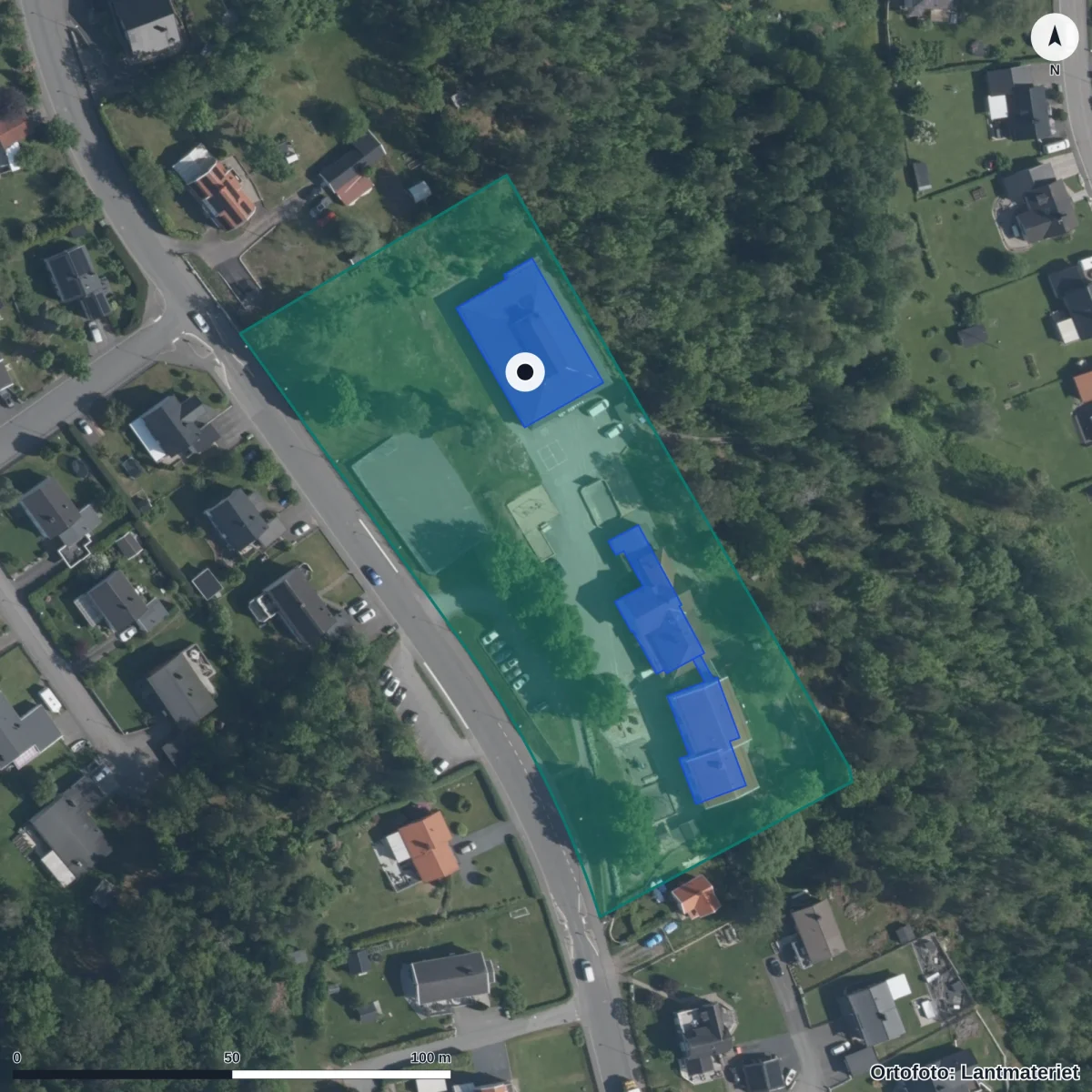 Flygbild över Nordskogens skola, ortofoto från Lantmäteriet