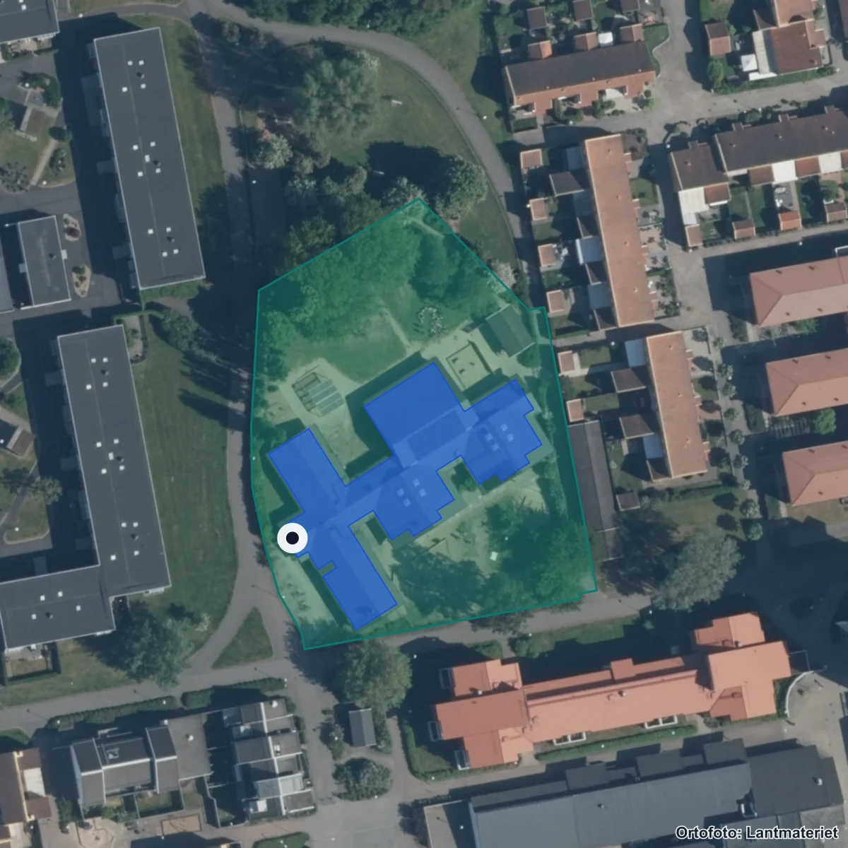 Flygbild över Rockadens Förskola, ortofoto från Lantmäteriet