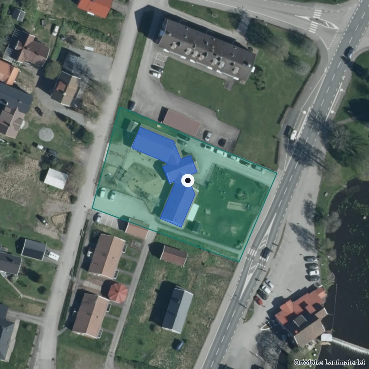 Flygbild över Gällstad Förskola, ortofoto från Lantmäteriet